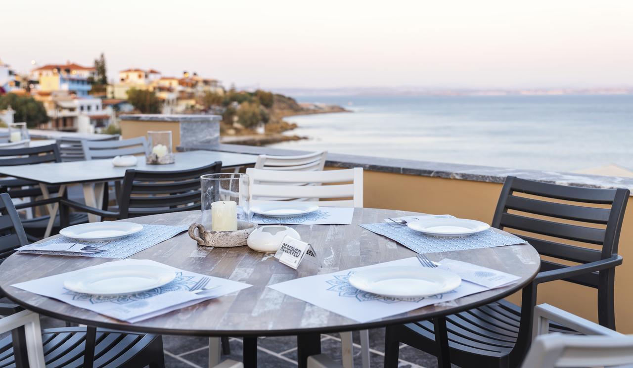 Sun Village Hotel Apartments Megas Limnionas ภายนอก รูปภาพ