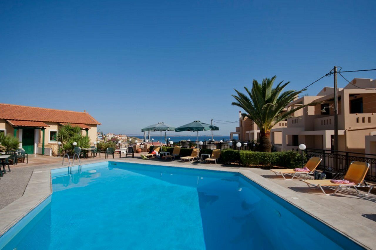 Sun Village Hotel Apartments Megas Limnionas ภายนอก รูปภาพ